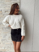 Load image into Gallery viewer, Ivory Cream Sweater
