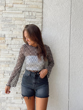 Load image into Gallery viewer, Checkered Daisy Sheer Crop
